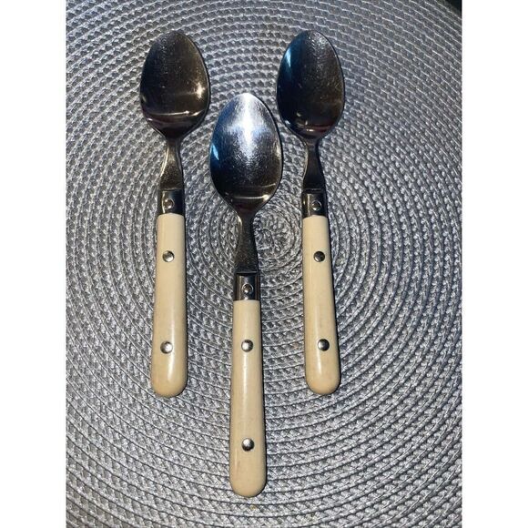 Vintage Spoon Lot 3 Pc Stainless Taiwan Acrylic Handle Cream MCM - Picture 1 of 6